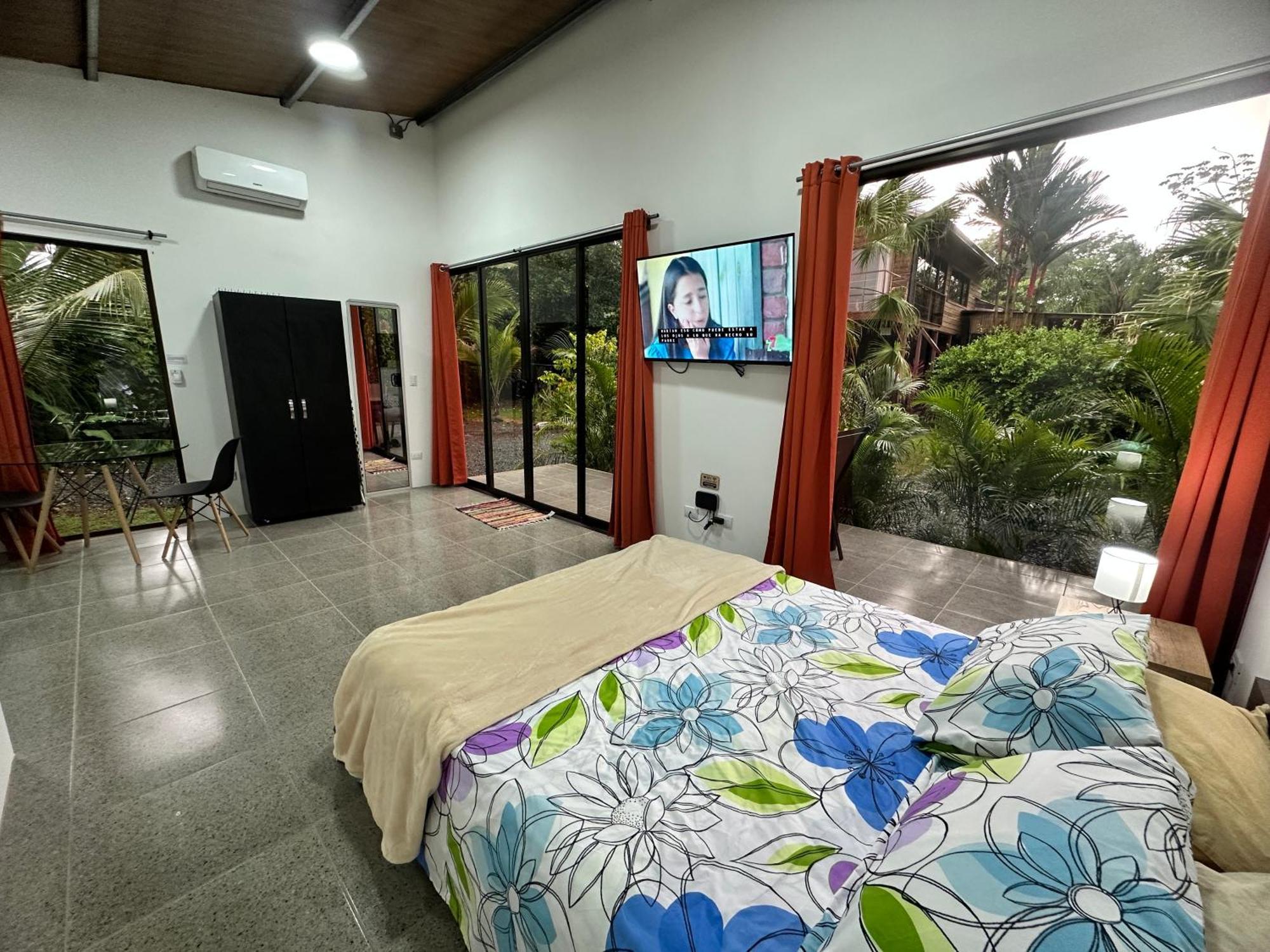 Uvita Oasis Retreat With Villa Cabins And Apartment 外观 照片